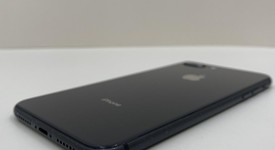 Good
													Apple iPhone 8 Plus - Unlocked, Gray, 256 GB, A1864, photo 4 of 5