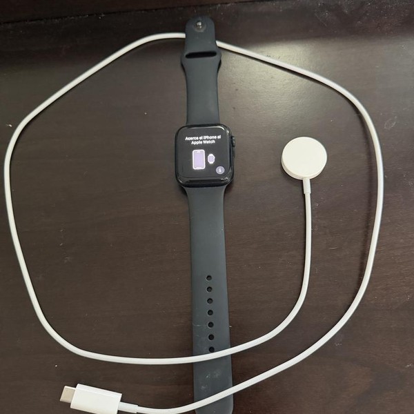 Apple Watch SE 2nd Gen 44mm - Unlocked, Midnight, A2727 - Cellular, Aluminum