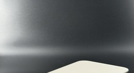 Mint
													Apple iPhone 14 Pro Max - Unlocked, Gold, 128 GB, A2651, photo 5 of 6