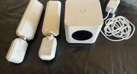 Mint
													Ubiquiti AmpliFi HD Mesh Router, photo 1 of 4