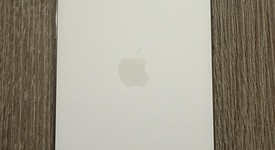 Mint
													Apple iPhone Air - Unlocked, Cloud White, 256 GB, A3260, photo 2 of 8