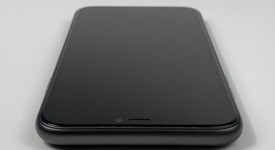 Fair
													Apple iPhone 11 - Cricket, Black, 64 GB, A2111, photo 4 of 7