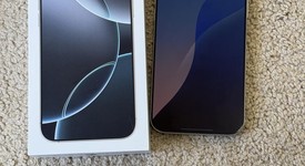 Mint
													Apple iPhone 16 Pro Max - Unlocked, White, 256 GB, A3084, photo 2 of 9