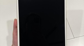 Mint
													Apple iPad Pro 10.5" - Unlocked, Gold, 64 GB, photo 1 of 13