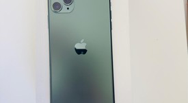Good
													Apple iPhone 11 Pro Max - Unlocked, Green, 64 GB, A2161, photo 2 of 9
