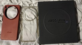 Good
													Vivo X200 Ultra - Unlocked Non-US, Red, 512 GB, 16 GB, photo 3 of 8
