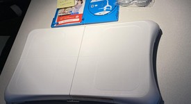 Good
													Wii Fit U, Wii Balance Board (White) & Fit Meter Bundle for Nintendo Wii U, photo 1 of 2