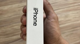 Mint
													Apple iPhone 13 - TracFone, Midnight, 128 GB, A2482, photo 2 of 8