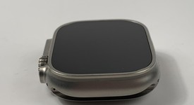 Good
													Apple Watch Ultra 2 49mm - Unlocked, Natural, A2986, photo 3 of 5