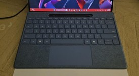 Good
													Microsoft Surface Pro 11 - Platinum, 1 TB, 32 GB, photo 4 of 10