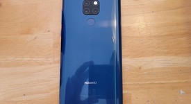 Good
													Huawei Mate 20 - Unlocked Non-US, Blue, 128 GB, 6 GB, photo 3 of 9