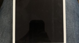 Mint
													Apple iPad Mini 4 - Wi-Fi, Silver, 64 GB, photo 1 of 7