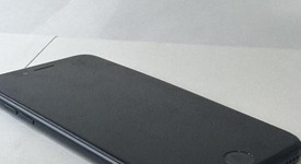 Good
													Apple iPhone SE 2nd Gen 2020 - Unlocked, Black, 64 GB, A2275, photo 4 of 9