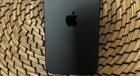 Mint
													Apple iPhone 15 - Unlocked, Black, 128 GB, A2846, photo 3 of 7