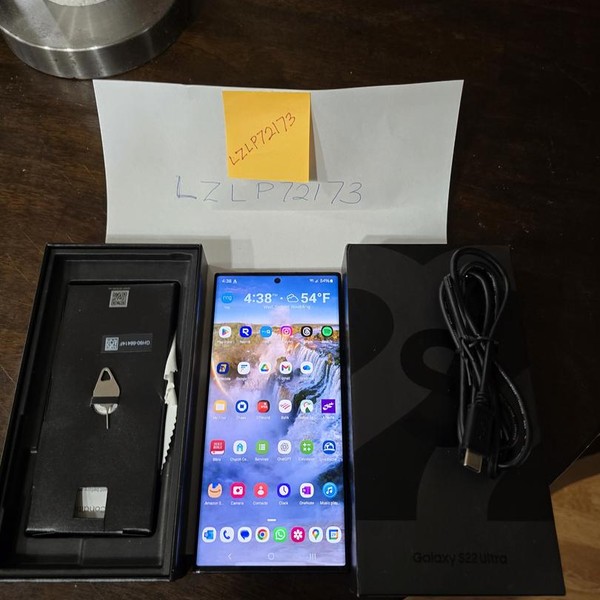 Samsung Galaxy S22 Ultra - Unlocked, 256 GB, Black, 12 GB, SM-S908U1