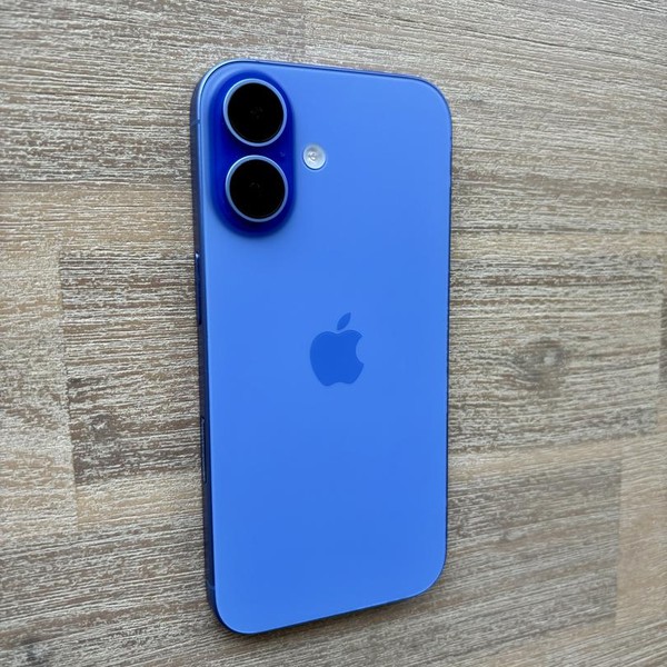 Apple iPhone 16 - Unlocked, 256 GB, Ultramarine, A3081