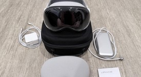 Good
													Apple Vision Pro - 512 GB, photo 2 of 14