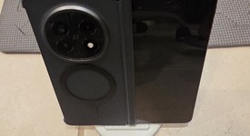 Mint
													Oppo Find N5 - Unlocked Non-US, Cosmic Black, 512 GB, 16 GB, photo 5 of 9