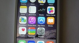 Good
													Apple iPod Touch 5th Gen - Wi-Fi, Silver, 16 GB, photo 1 of 5