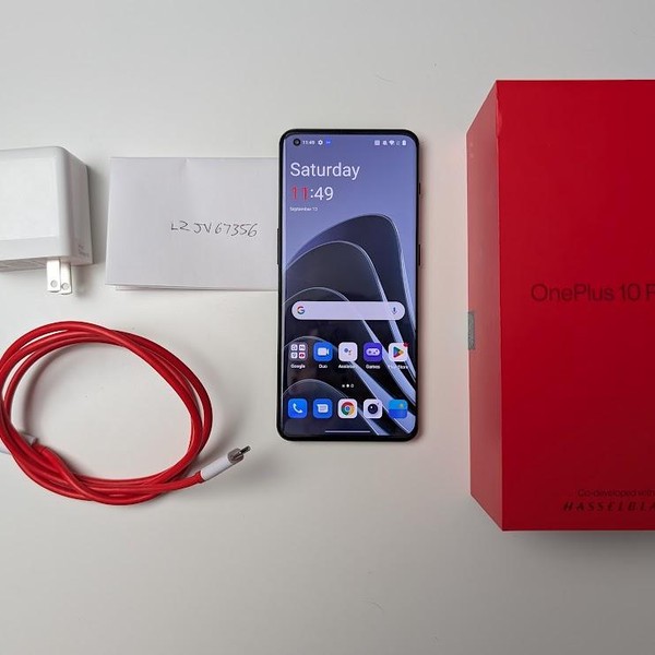 OnePlus 10 Pro - Unlocked, Black, 128 GB, 8 GB, NE2215