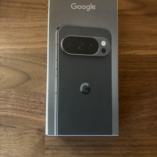 Google Pixel 10 Pro - Unlocked, 256 GB, Obsidian, G4QUR