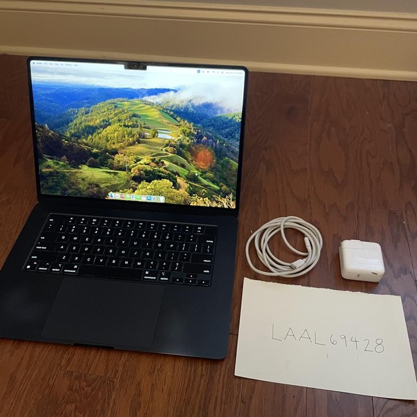 MacBook Air 2023 (M2) - 15 inch - 256 GB, Midnight, 8 GB, Apple M2