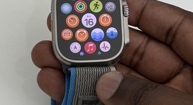 Good
													Apple Watch Ultra 49mm - Unlocked, Titanium, A2622, photo 3 of 17