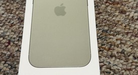 Mint
													Apple iPhone 17 - AT&T, Sage, 256 GB, A3258, photo 3 of 13