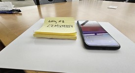 Mint
													Apple iPhone Xr - Unlocked, Black, 64 GB, A1984, photo 3 of 7