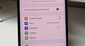 Fair
													Apple iPhone 11 Pro Max - Unlocked, Green, 64 GB, A2161, photo 2 of 4