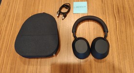 Used
													Sony WH-1000XM5 - Navy Blue, photo 1 of 7