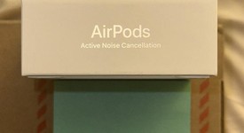 New
													Apple AirPods 4th Gen - Active Noise Cancellation, photo 4 of 4