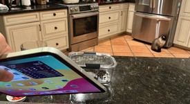 Good
													Apple iPad Pro 11" 2018 - AT&T, Silver, 256 GB, A2013, photo 4 of 5