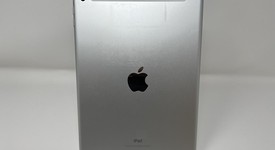 Good
													Apple iPad 6th Gen - Unlocked, Silver, 32 GB, A1954, photo 2 of 6