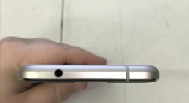Mint
													Google Pixel XL - Verizon, Silver, 32 GB, 4 GB, Verizon Edition, photo 5 of 6