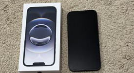 Mint
													Apple iPhone 16e - Metro by T-Mobile, Black, 128 GB, A3212, photo 4 of 11