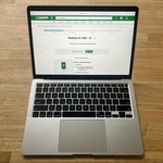 Good MacBook Air 2020 - 13 inch - I5, Silver, 256 GB, 8 GB