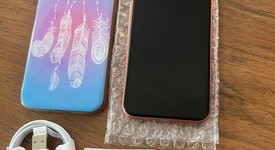 Fair
													Apple iPhone Xr - Unlocked, Coral, 64 GB, A1984, photo 1 of 10