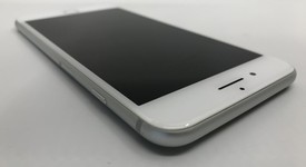 Good
													Apple iPhone 7 Plus - Sprint, Silver, 256 GB, A1661, photo 3 of 5