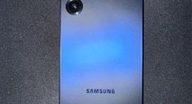 Mint
													Samsung Galaxy S25 - Unlocked, Navy Blue, 128 GB, 12 GB, SM-S931U1, photo 2 of 5