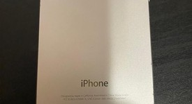 Good
													Apple iPhone 5 - Unlocked, White, 16 GB, A1429, photo 2 of 7