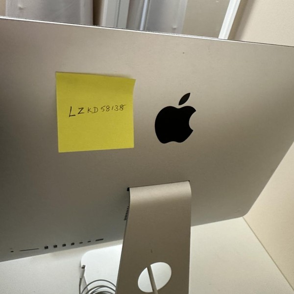 iMac 2013 21.5 inch - 512 GB, 8 GB, Intel Core i5