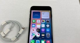 Mint
													Apple iPhone SE 3rd Gen 2022 - Unlocked, Midnight, 64 GB, A2595, photo 2 of 8
