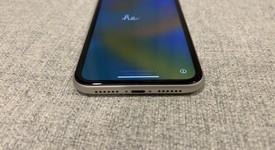 Mint
													Apple iPhone 11 - Unlocked, White, 128 GB, A2111, photo 3 of 10