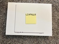 MacBook Air 2025 (M4) - 13"