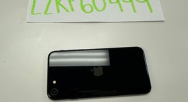 Mint
													Apple iPhone SE 3rd Gen 2022 - Unlocked, Midnight, 64 GB, A2595, photo 5 of 6