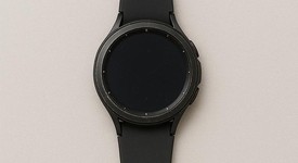 Fair
													Samsung Galaxy Watch4 - Unlocked, Black, 44mm, photo 1 of 1