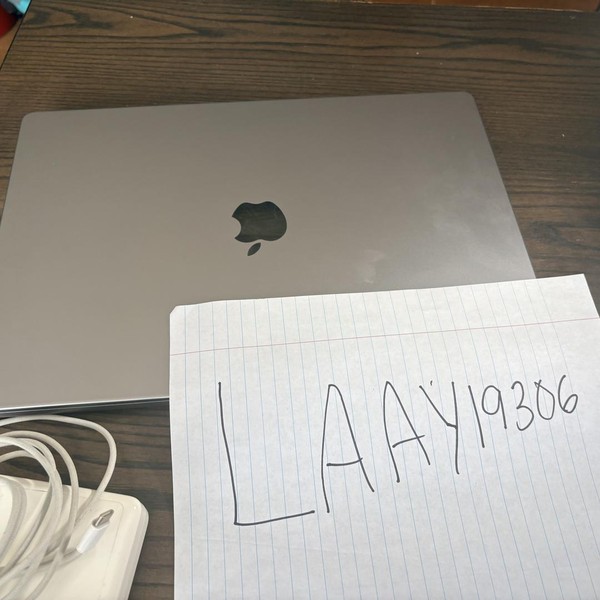 MacBook Pro 2021 - 16 inch - Apple M1 Pro 10-core, Gray, 512 GB, 16 GB