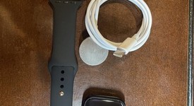 Mint
													Apple Watch Series 8 41mm - Midnight, A2770 - GPS, Aluminum, photo 2 of 25