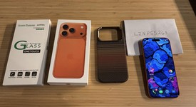 Mint
													Apple iPhone 17 Pro - Unlocked, Cosmic Orange, 256 GB, A3256, photo 2 of 12